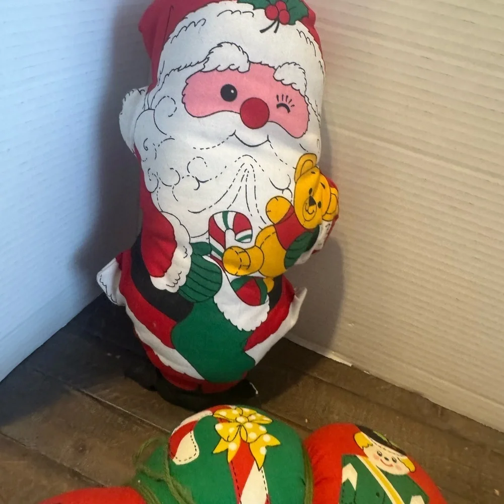 Festive Santa and Wreath Home Accent Set